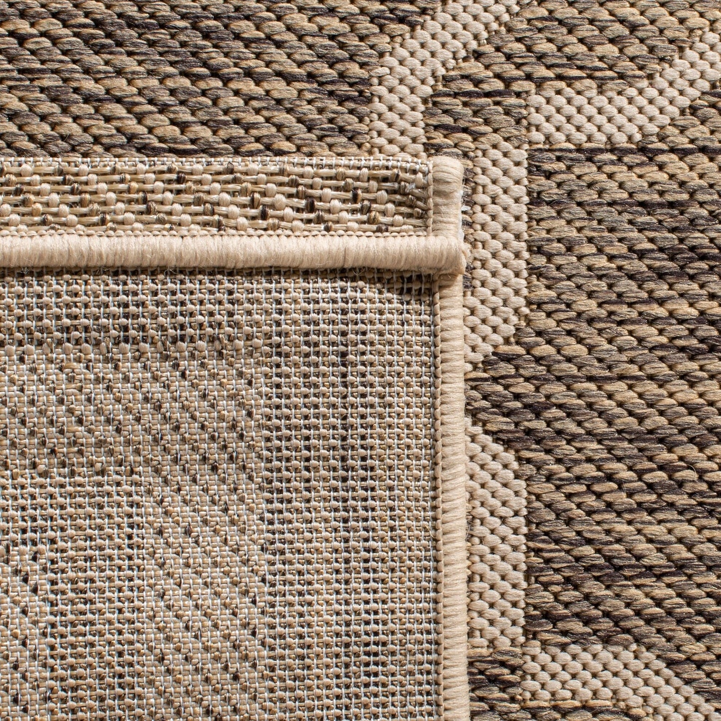 SAFAVIEH Courtyard Gulsin Indoor/ Outdoor Waterproof Patio Backyard Rug