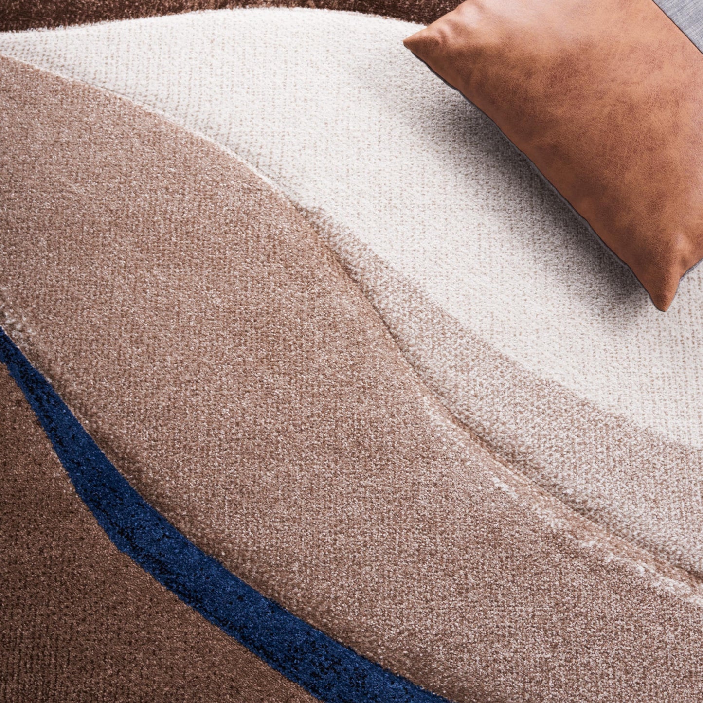 SAFAVIEH Hollywood Zohreh Mid-Century Modern Abstract Rug