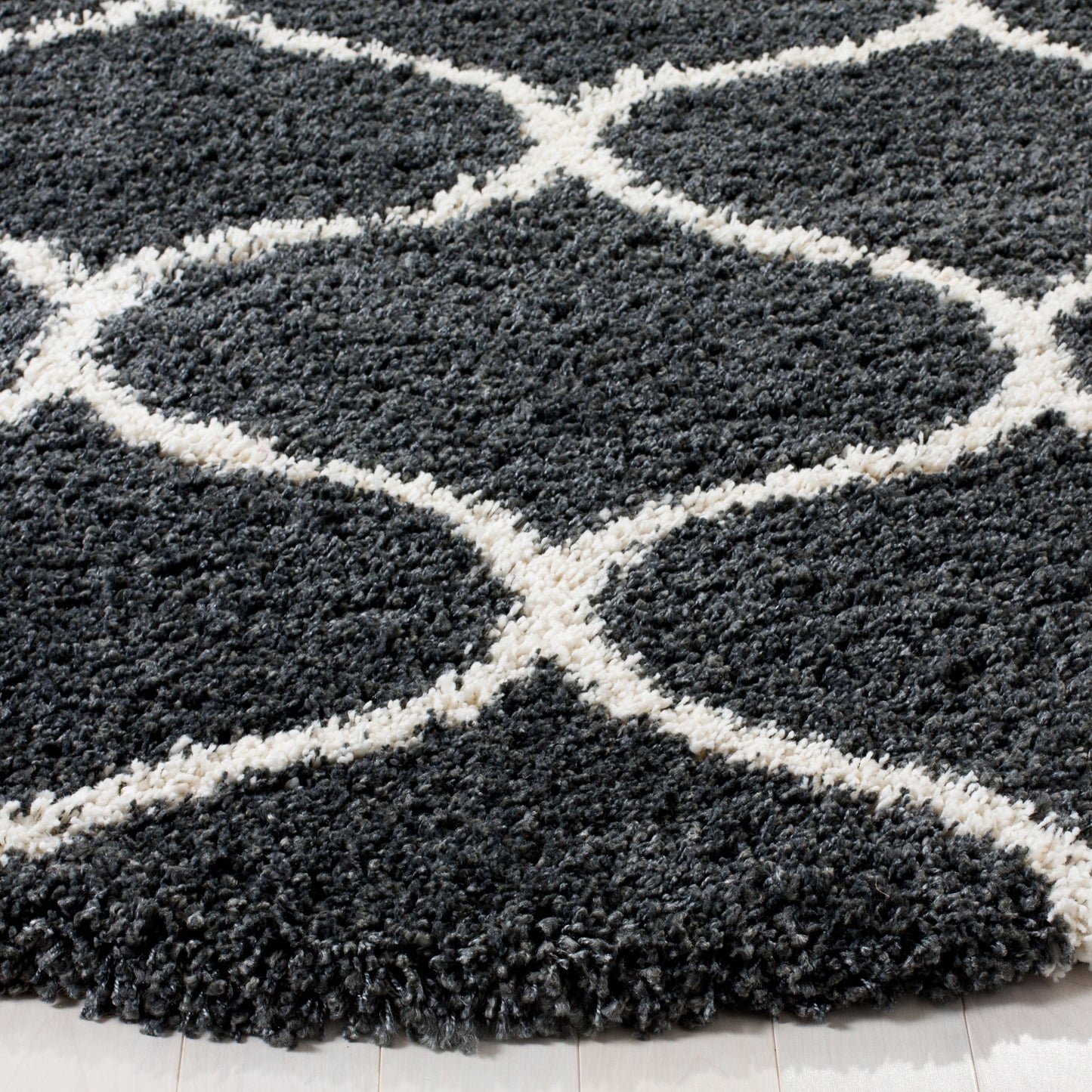 SAFAVIEH Hudson Shag Pushpa Trellis 2-inch Thick Area Rug