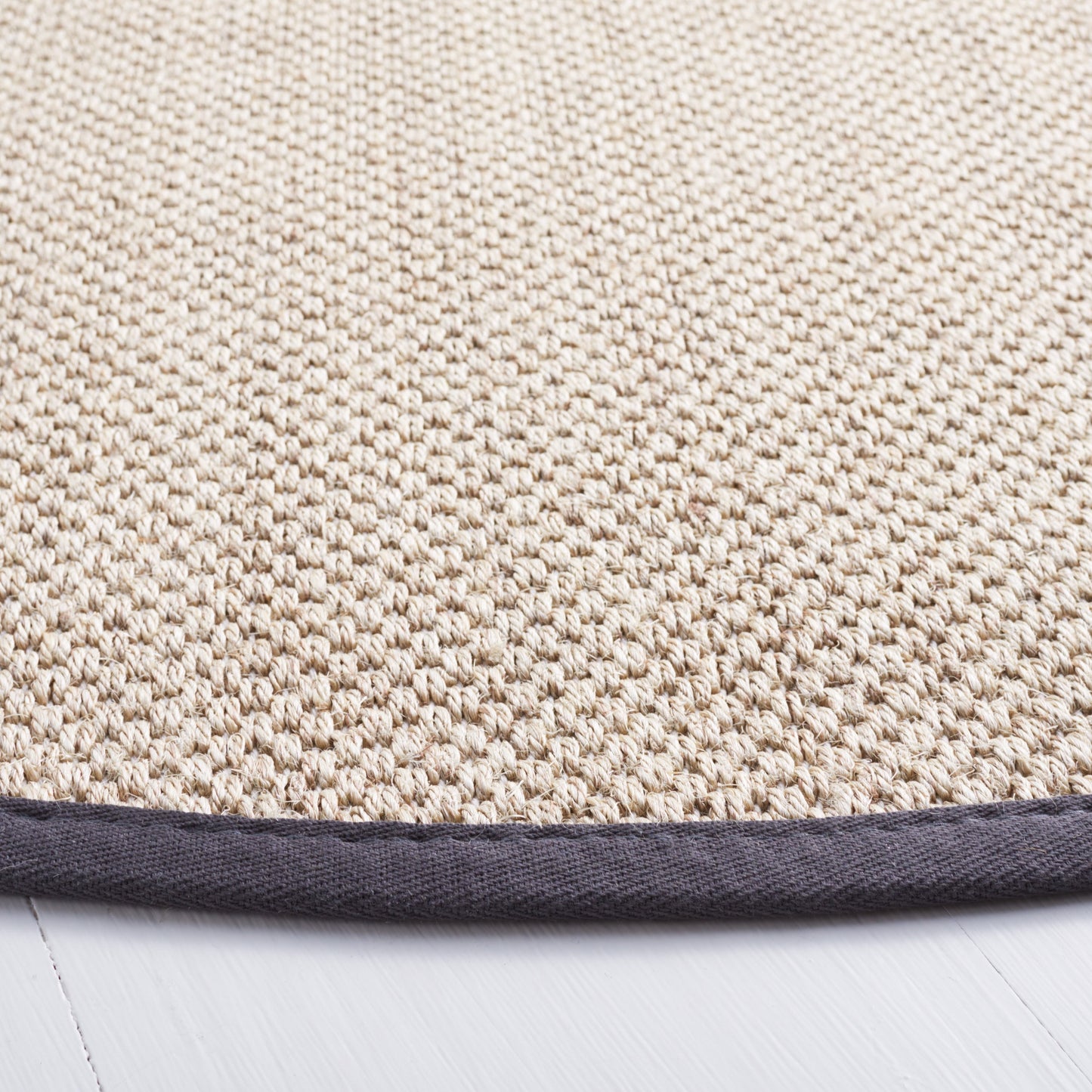SAFAVIEH Natural Fiber Lorine Casual Border Sisal Rug