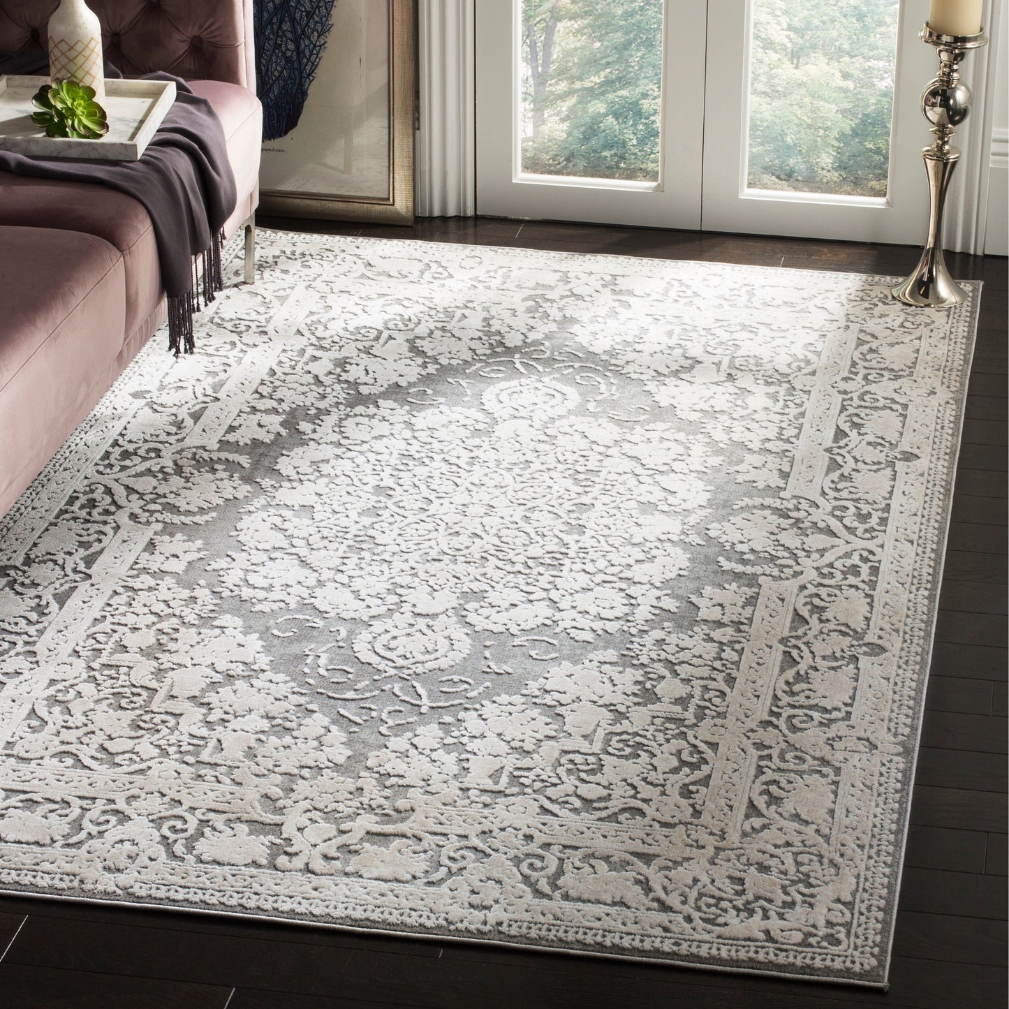 SAFAVIEH Reflection Euna Charming Oriental Rug