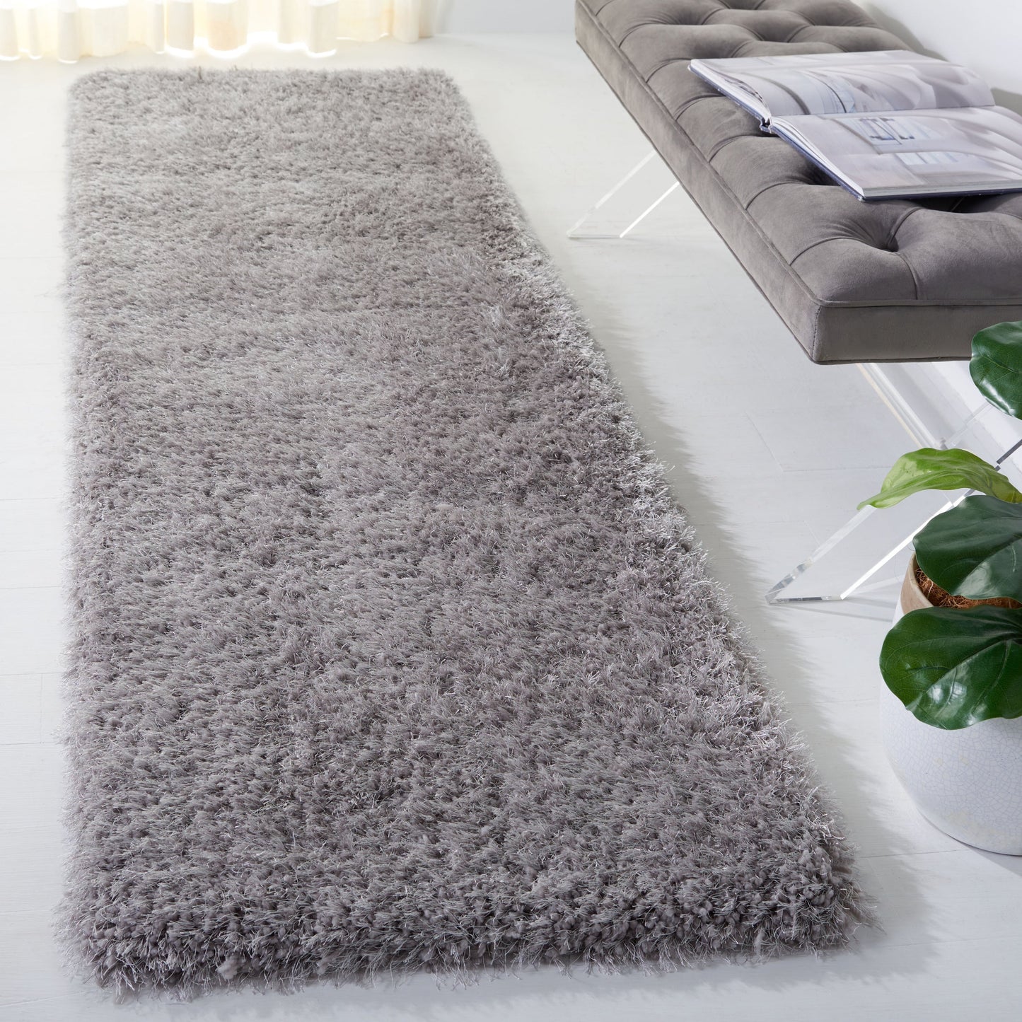 SAFAVIEH Bahija Rudina Luxe Shaggy 3 inch-thick Area Rug