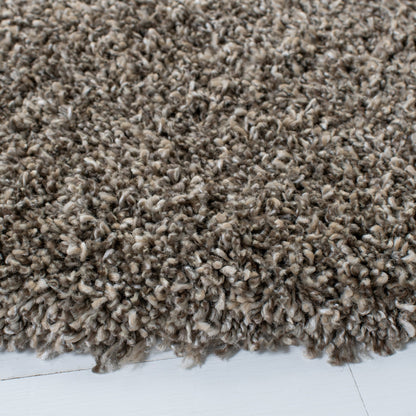 SAFAVIEH Evolution Shag Fransien Solid 1.8-inch Thick Rug