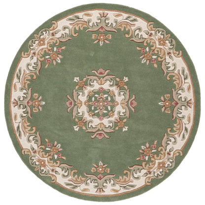 SAFAVIEH Handmade Aubusson Hale Traditional Wool Rug.