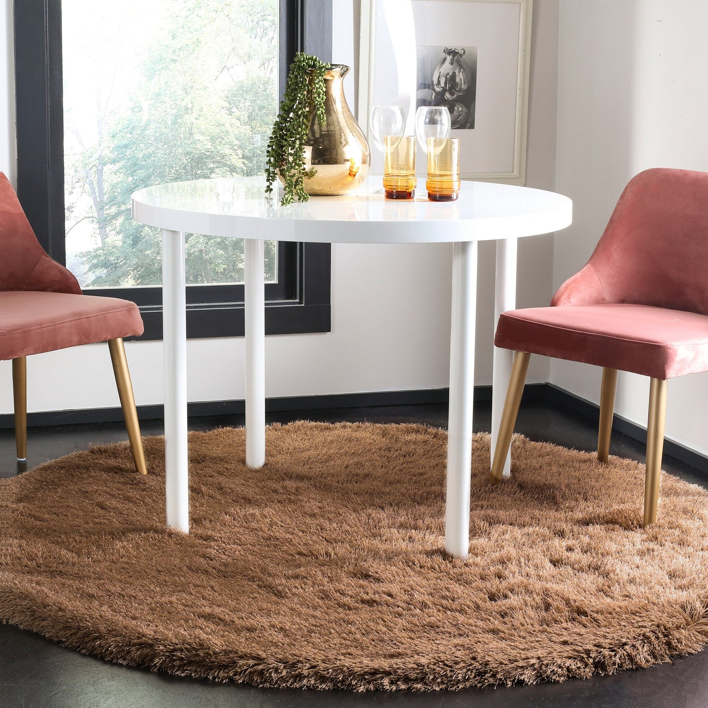 SAFAVIEH Handmade Fiona Shag Djenka 3-inch Thick Rug