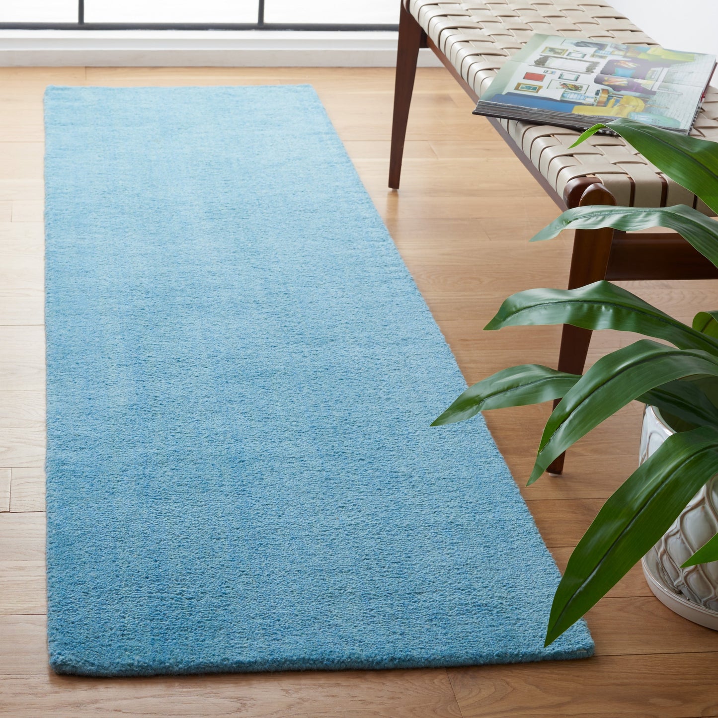 SAFAVIEH Handmade Himalaya Colorweave Plaid Modern Wool Rug