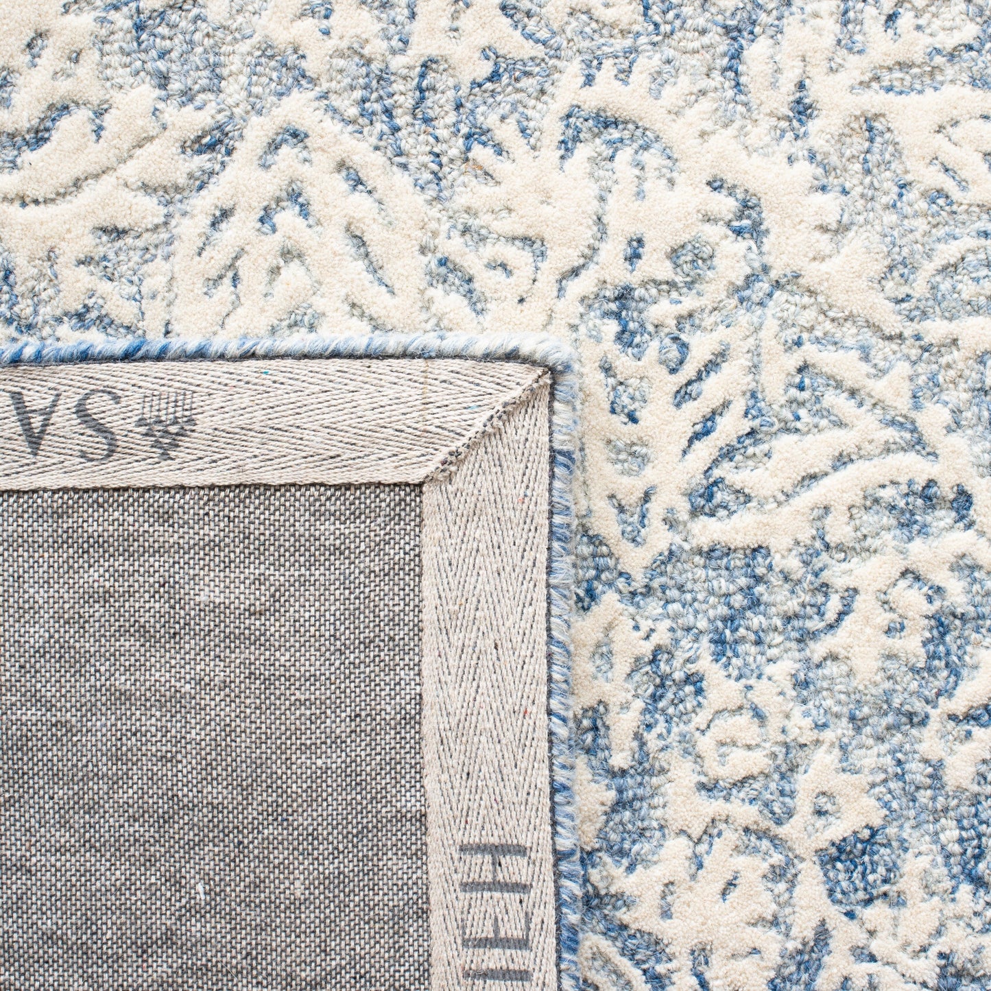 SAFAVIEH Handmade Metro Suada French Country Wool Rug