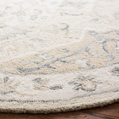SAFAVIEH Handmade Micro-Loop Selveta Wool Rug