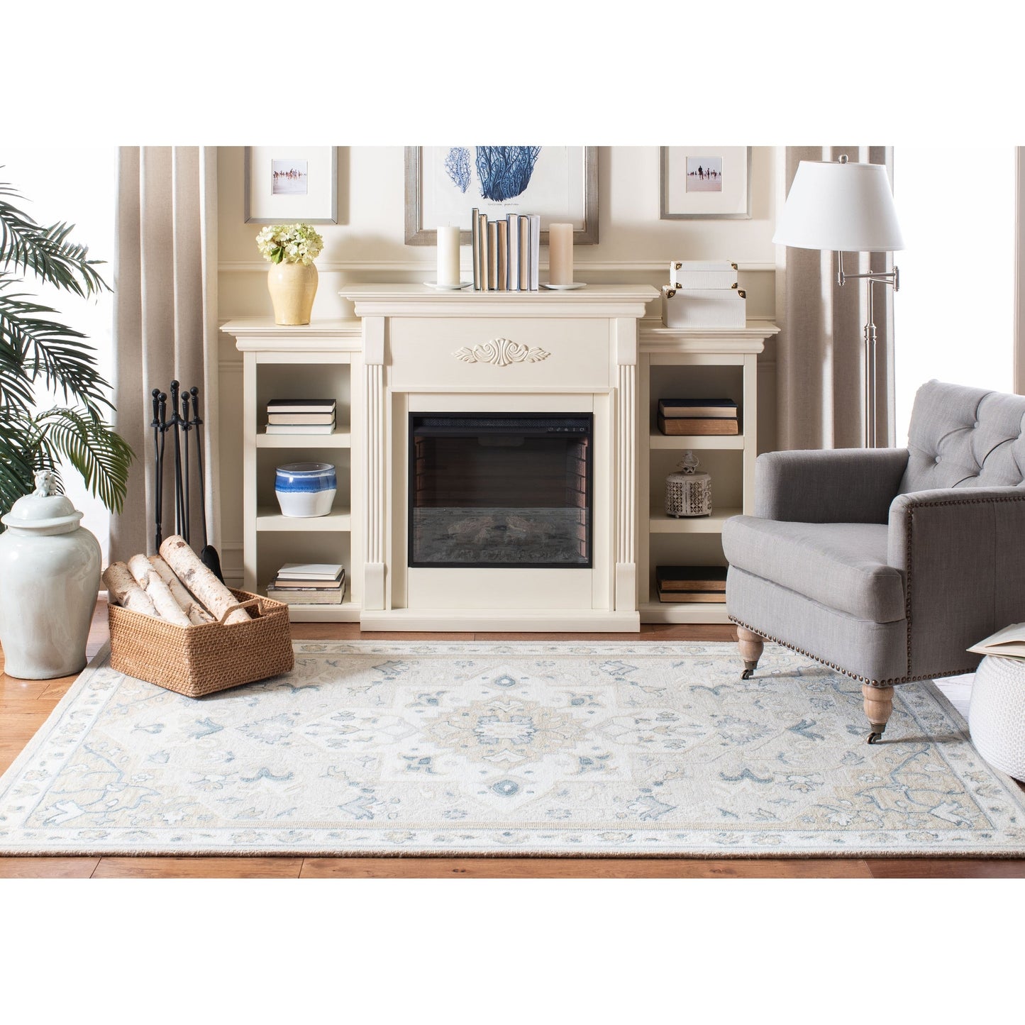 SAFAVIEH Handmade Micro-Loop Selveta Wool Rug