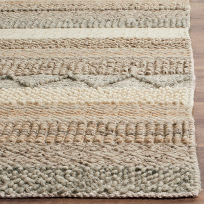 SAFAVIEH Handmade Natura Adamantini Wool Rug