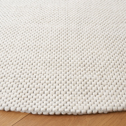 SAFAVIEH Handmade Natura Gerrita Wool Area Rug