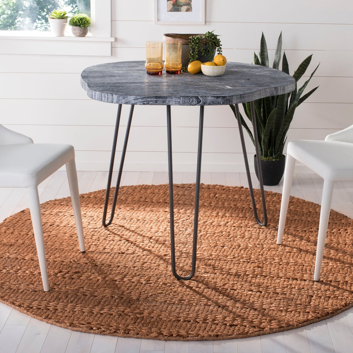 SAFAVIEH Handmade Natural Fiber Zaniyah Jute Rug