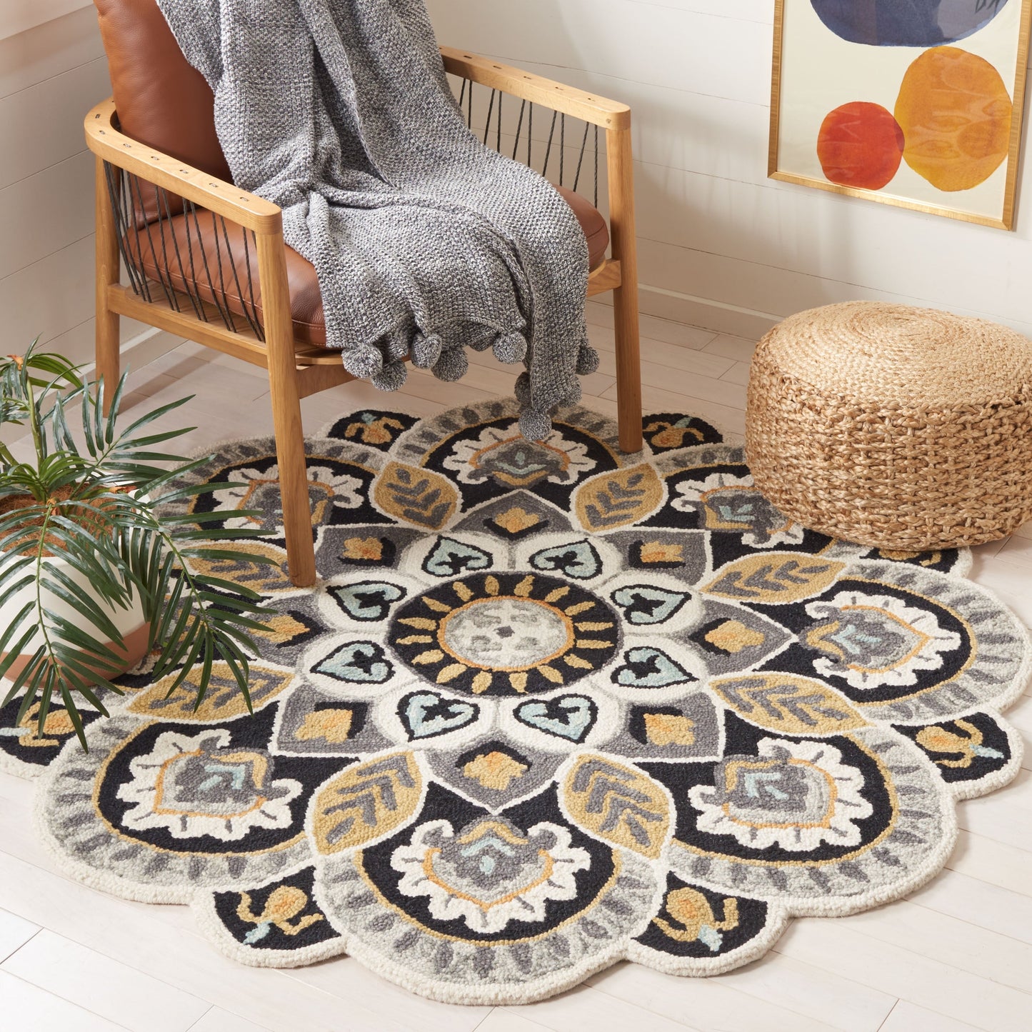 SAFAVIEH Handmade Novelty Sheyla Ornate Flower Wool Rug