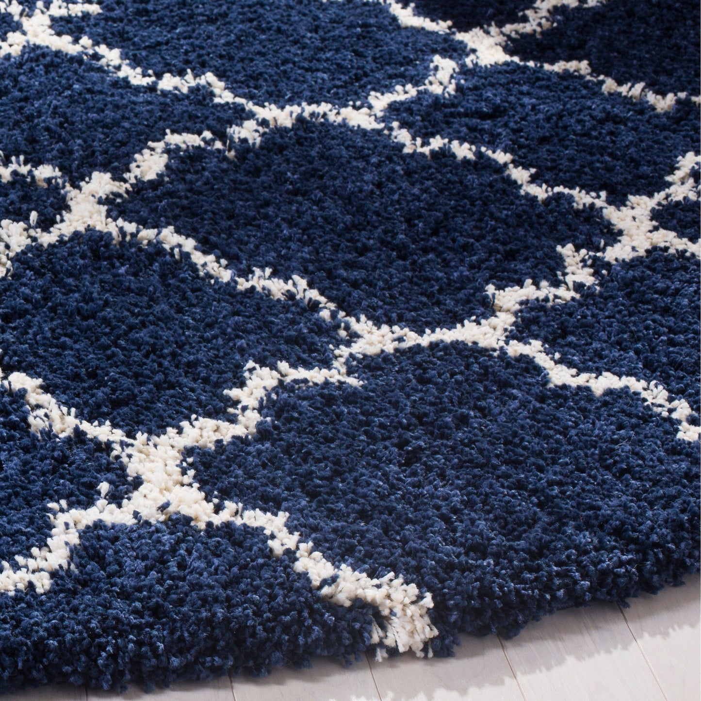 SAFAVIEH Hudson Shag Jeryl Glam Trellis 2-inch Area Rug