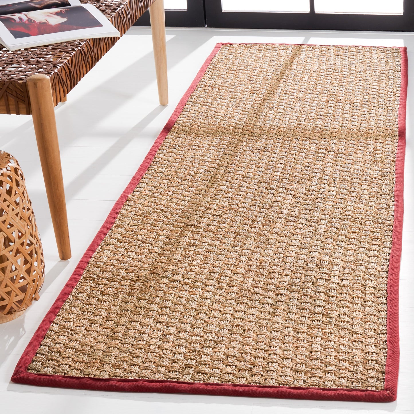 SAFAVIEH Natural Fiber Zymryd Basketweave Seagrass Rug