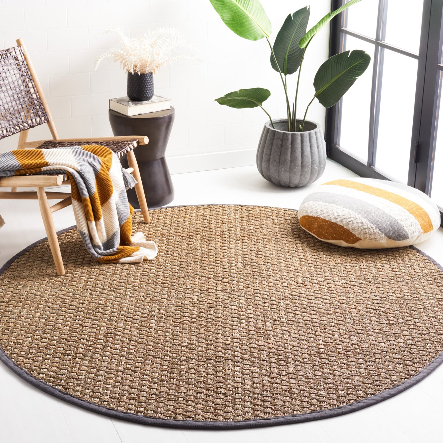 SAFAVIEH Natural Fiber Zymryd Basketweave Seagrass Rug
