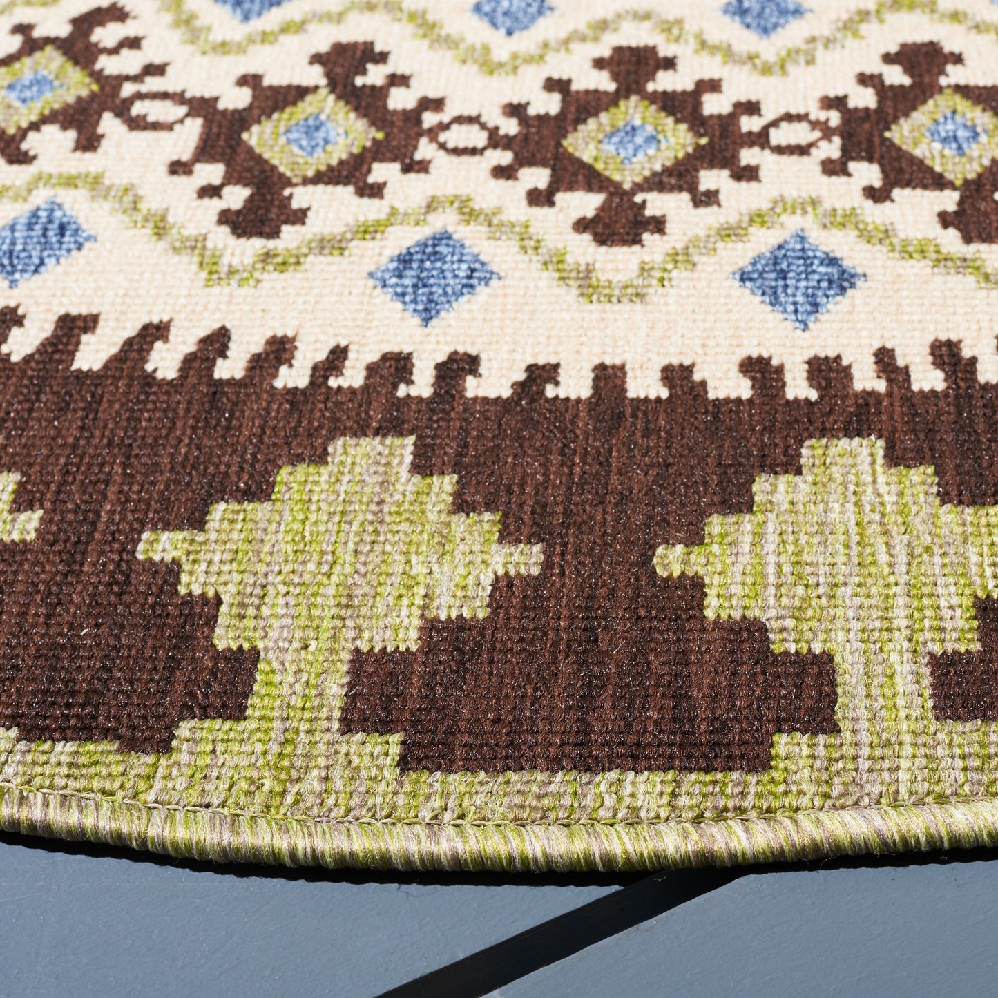 SAFAVIEH Veranda Rita Indoor/ Outdoor Waterproof Patio Backyard Rug