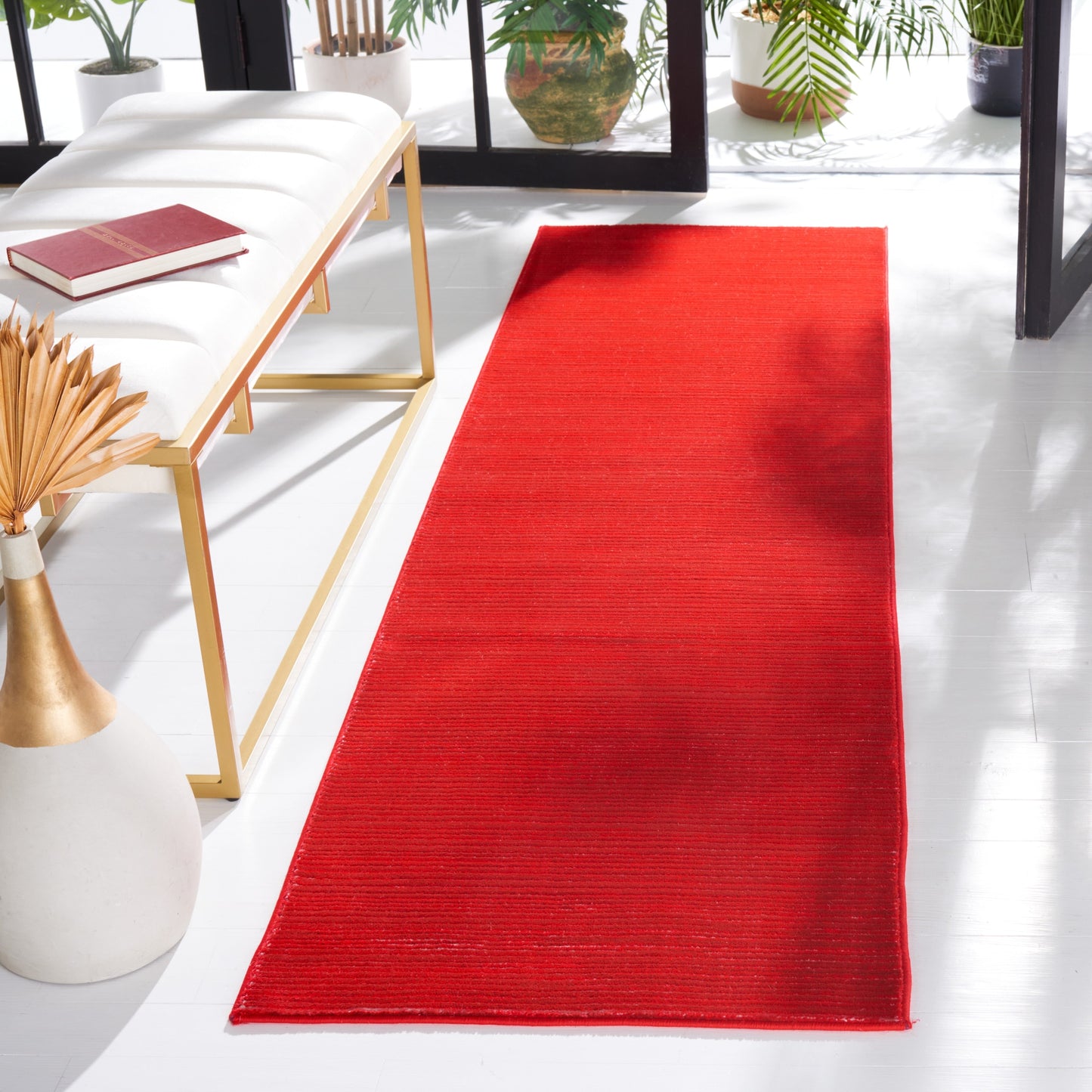SAFAVIEH Vision Sunanda Modern Ombre Tonal Rug.