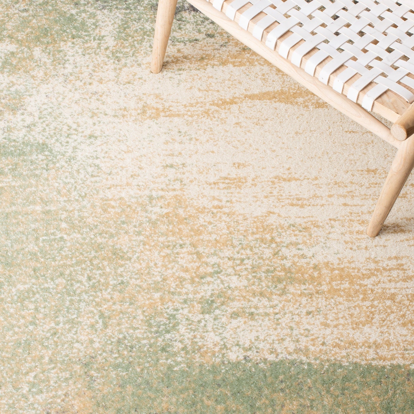 SAFAVIEH, Adirondack Allegonda Modern Abstract Rug