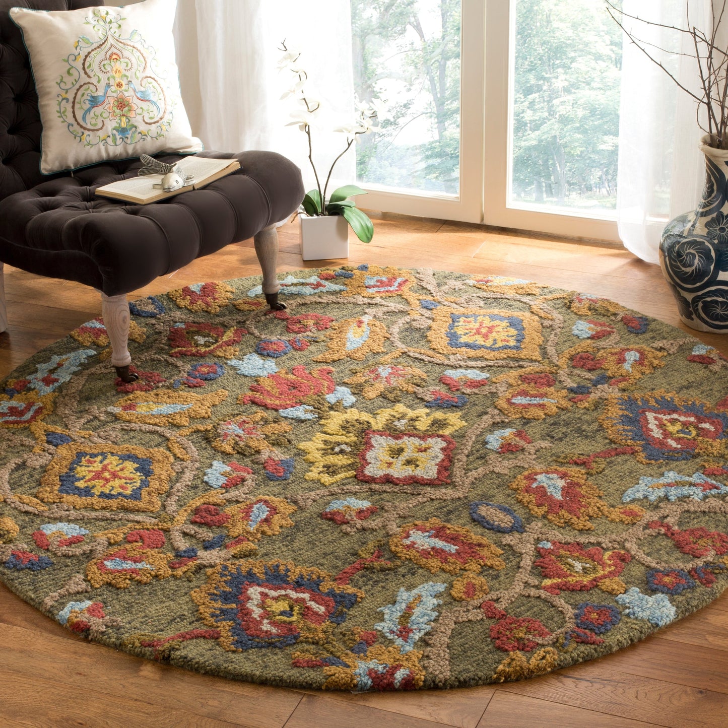 SAFAVIEH, Handmade Marietje Blossom French Country Wool Area Rug