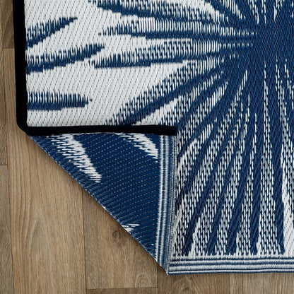 World Rug Gallery Floral Tropical Reversible Recycled Plastic Outdoor Rugs