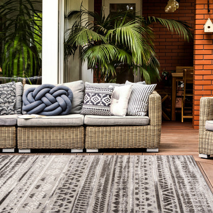 World Rug Gallery Modern Stripes Faded Geometric Indoor/Outdoor Area Rug